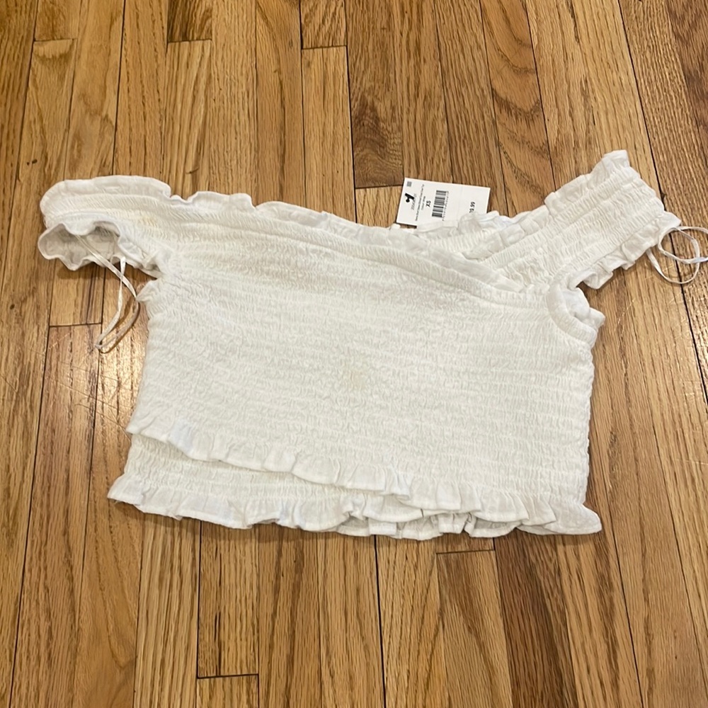 brand new w tags slight makeup smudge
